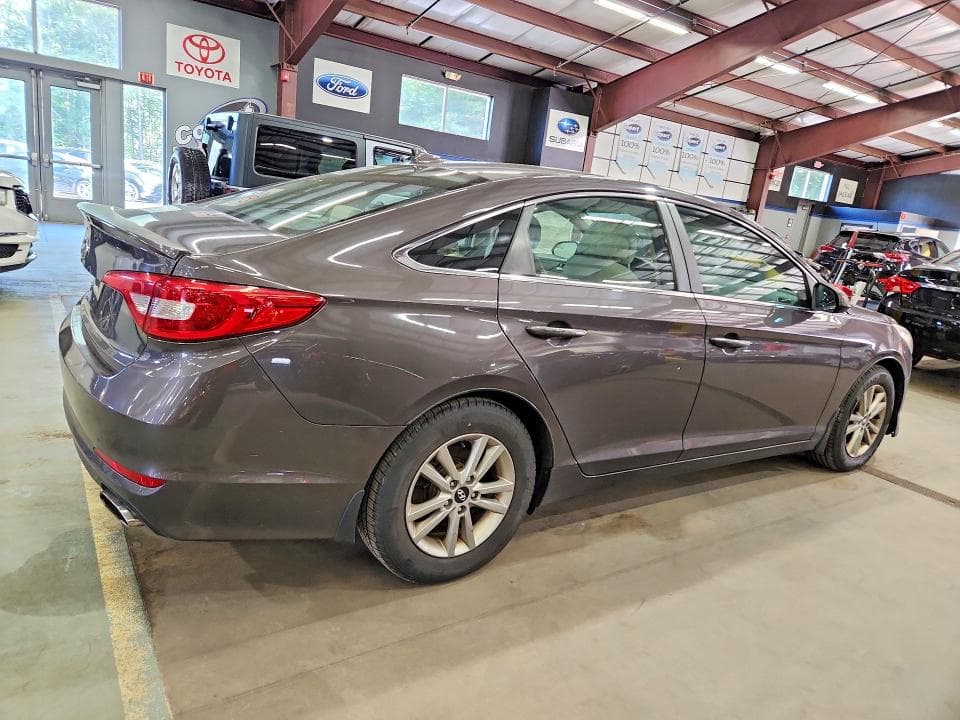 2017 HYUNDAI SONATA SE 3