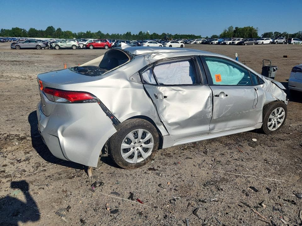 2020 TOYOTA COROLLA LE 3