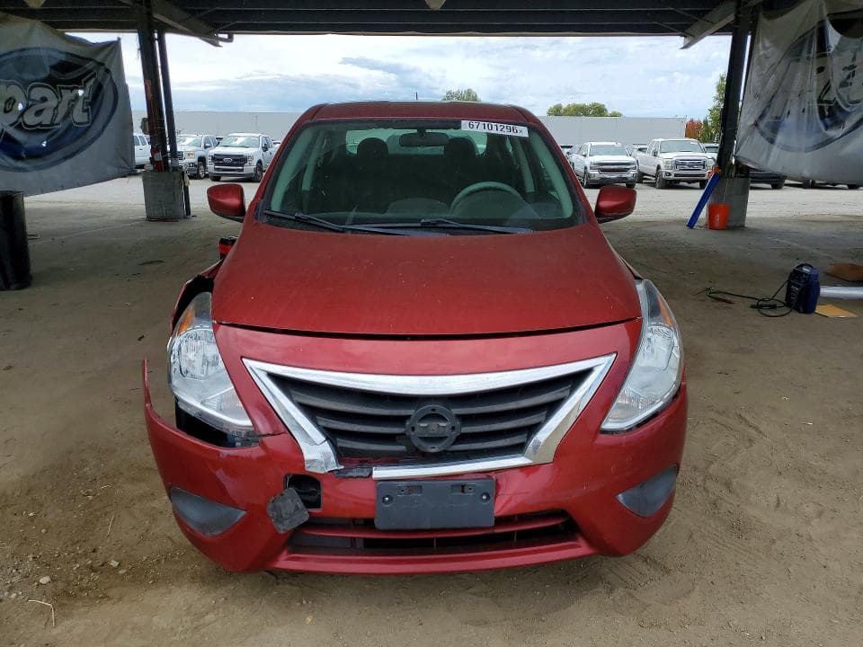 2018 NISSAN VERSA SV 5