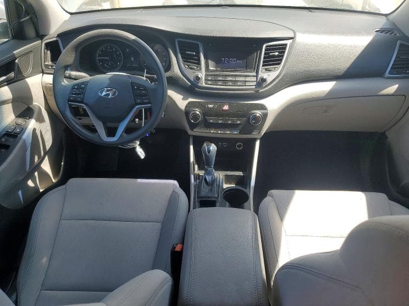 2017 HYUNDAI TUCSON SE 8