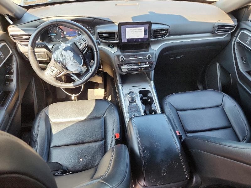 2020 FORD EXPLORER XLT 8