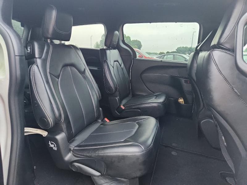 2025 CHRYSLER PACIFICA SELECT 11