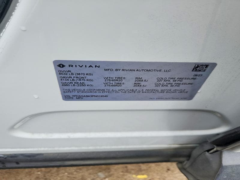 2023 RIVIAN R1S ADVENTURE 13
