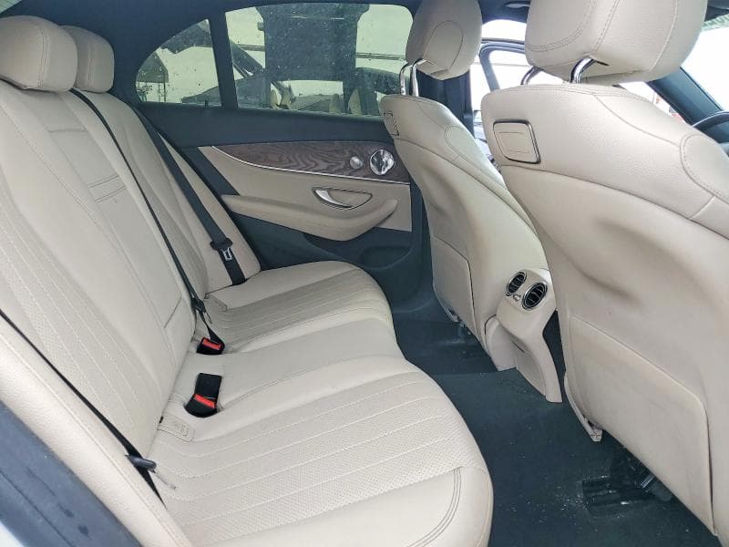 2018 MERCEDES-BENZ E 300 10