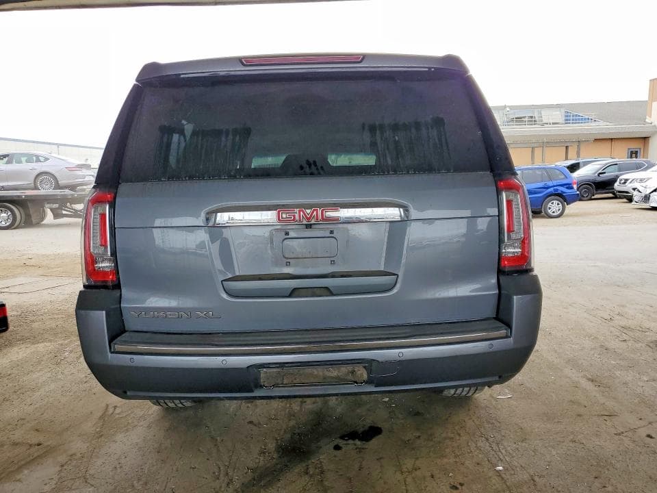 2019 GMC YUKON XL DENALI 6