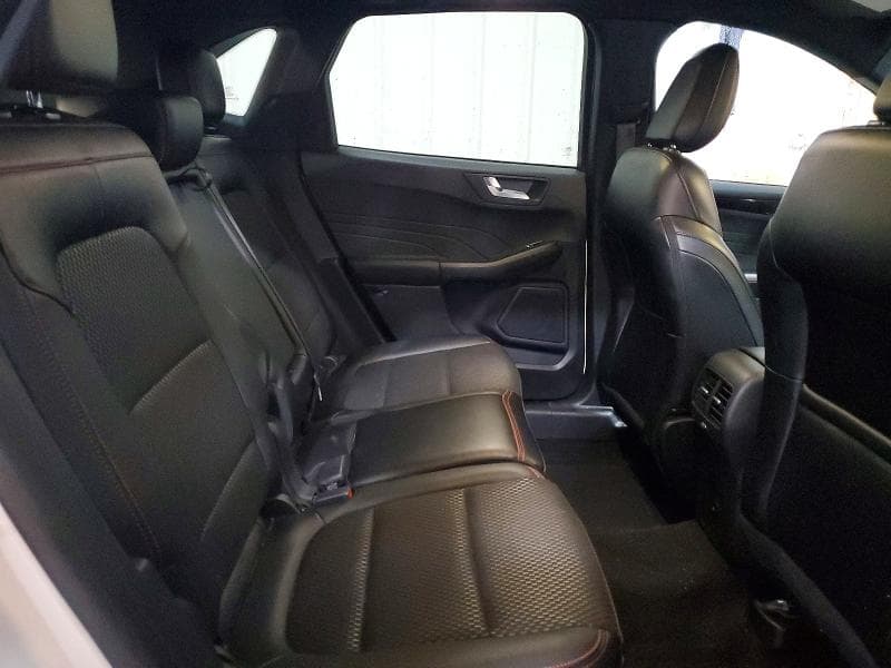 2024 FORD ESCAPE ST LINE 11