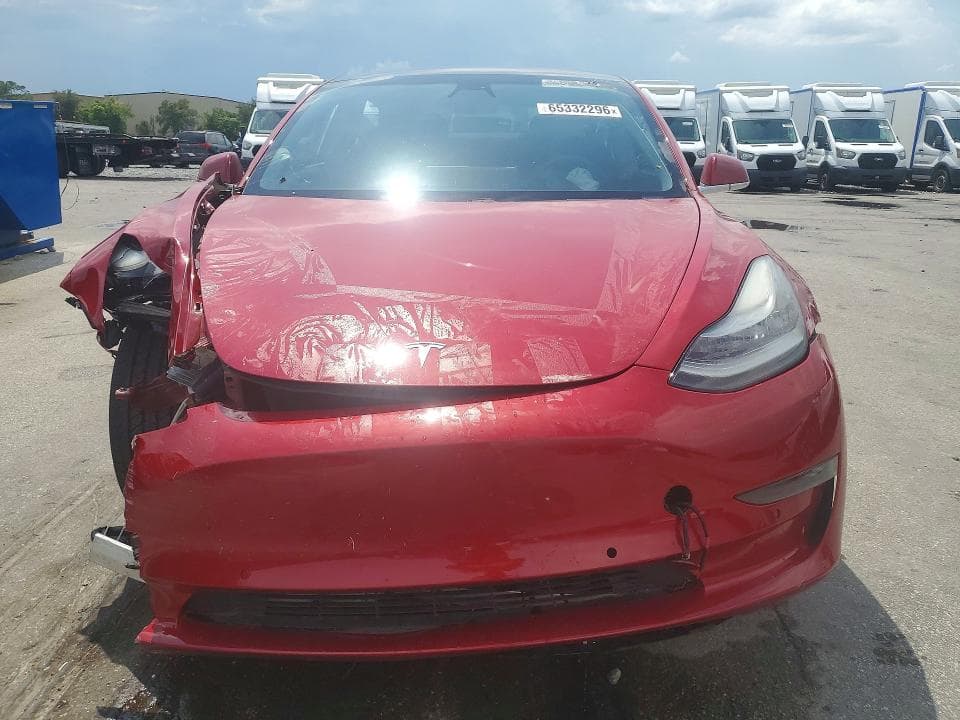 2018 TESLA MODEL 3 5
