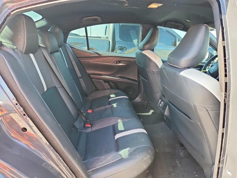 2025 TOYOTA CAMRY SE 10