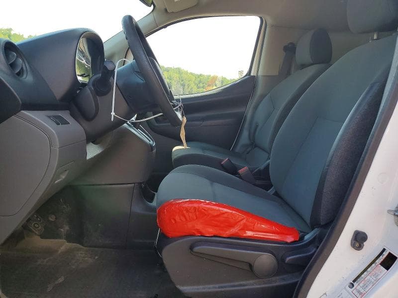 2017 CHEVROLET CITY EXPRESS LS 7