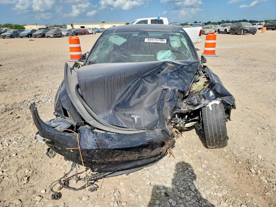 2022 TESLA MODEL 3 5