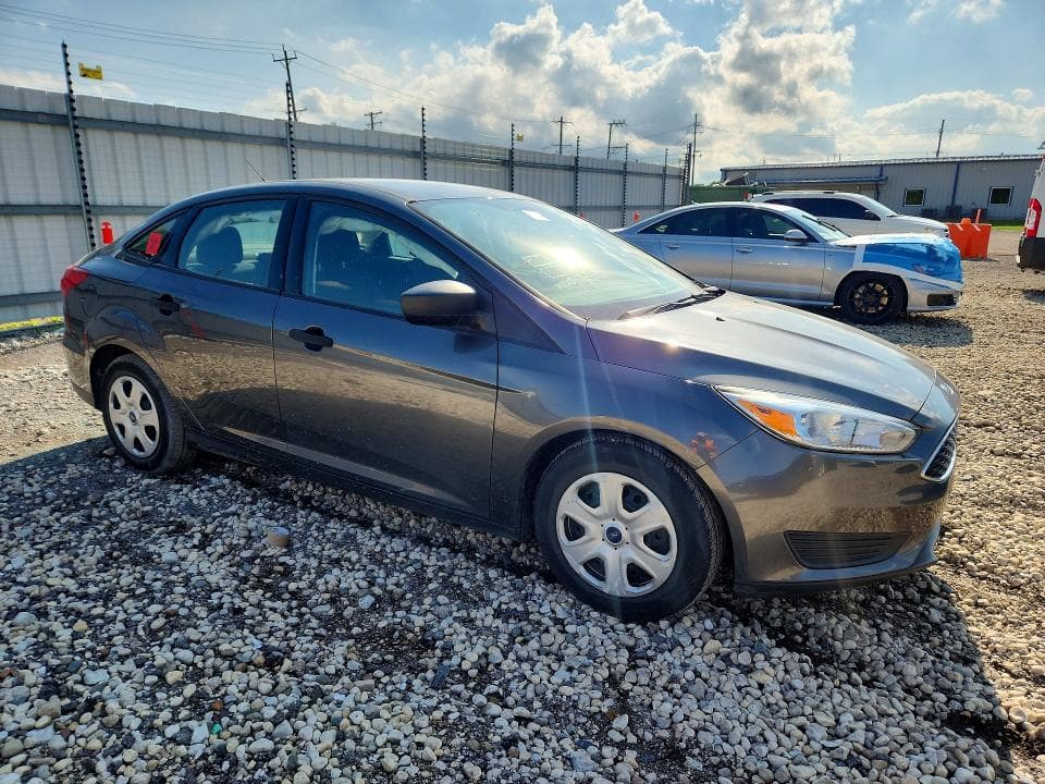 2018 FORD FOCUS S 4
