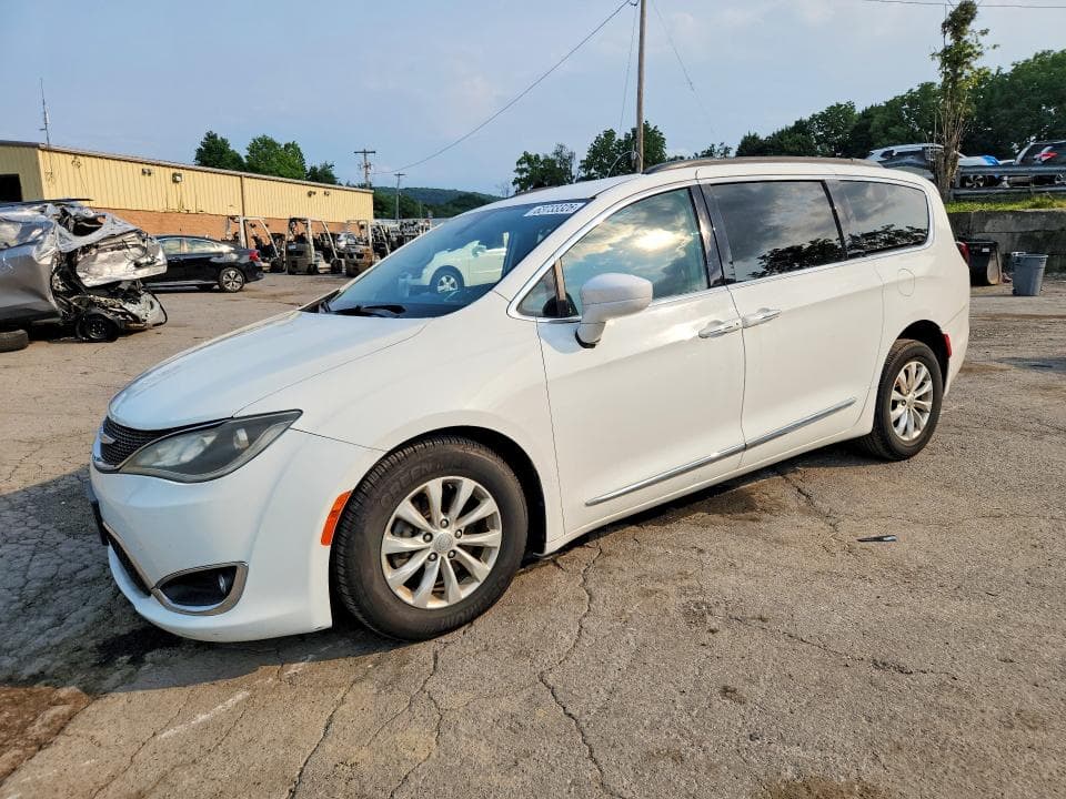 2017 CHRYSLER PACIFICA TOURING L - 1