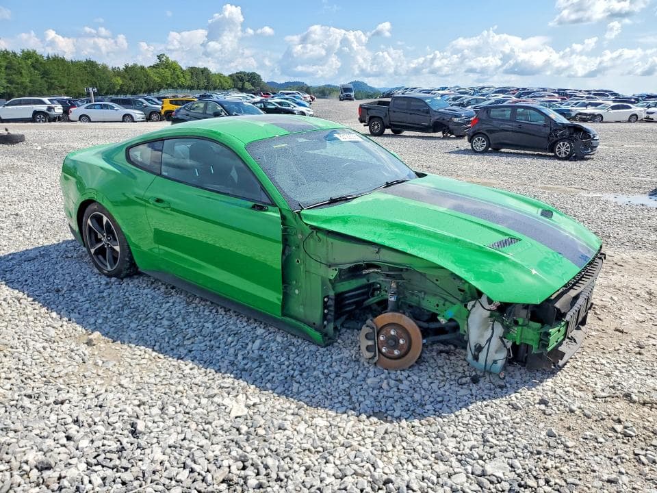 2019 FORD MUSTANG 4