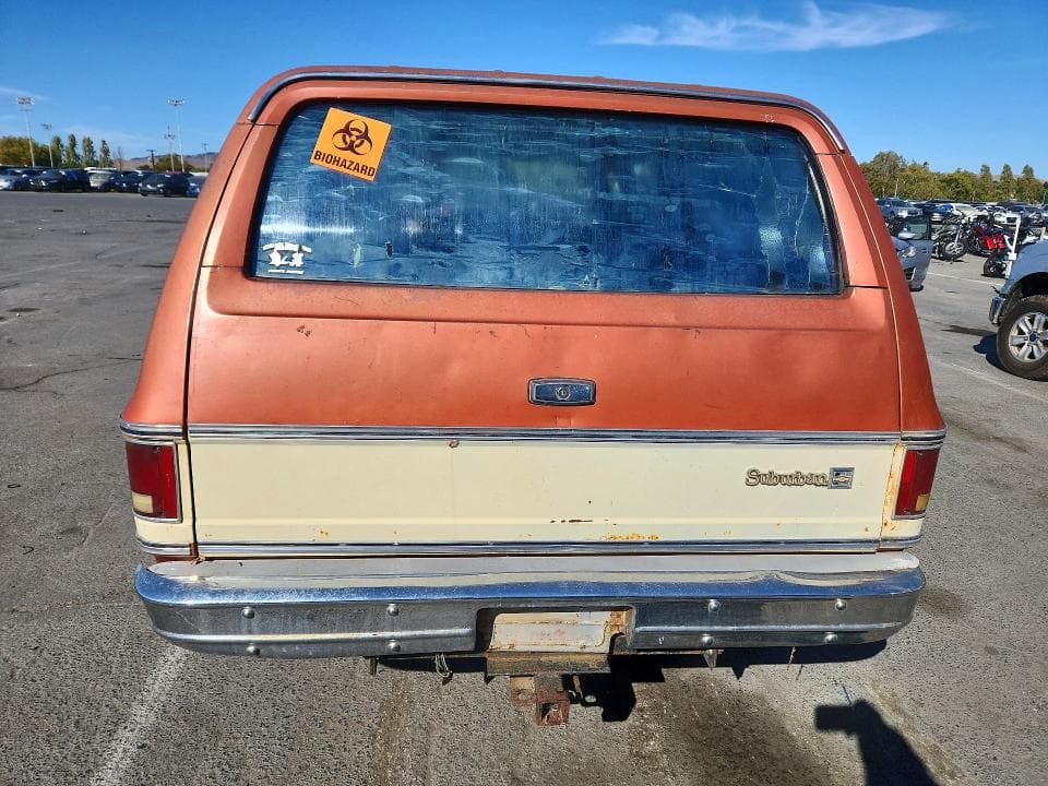 1978 CHEVROLET SUBRBAN 6