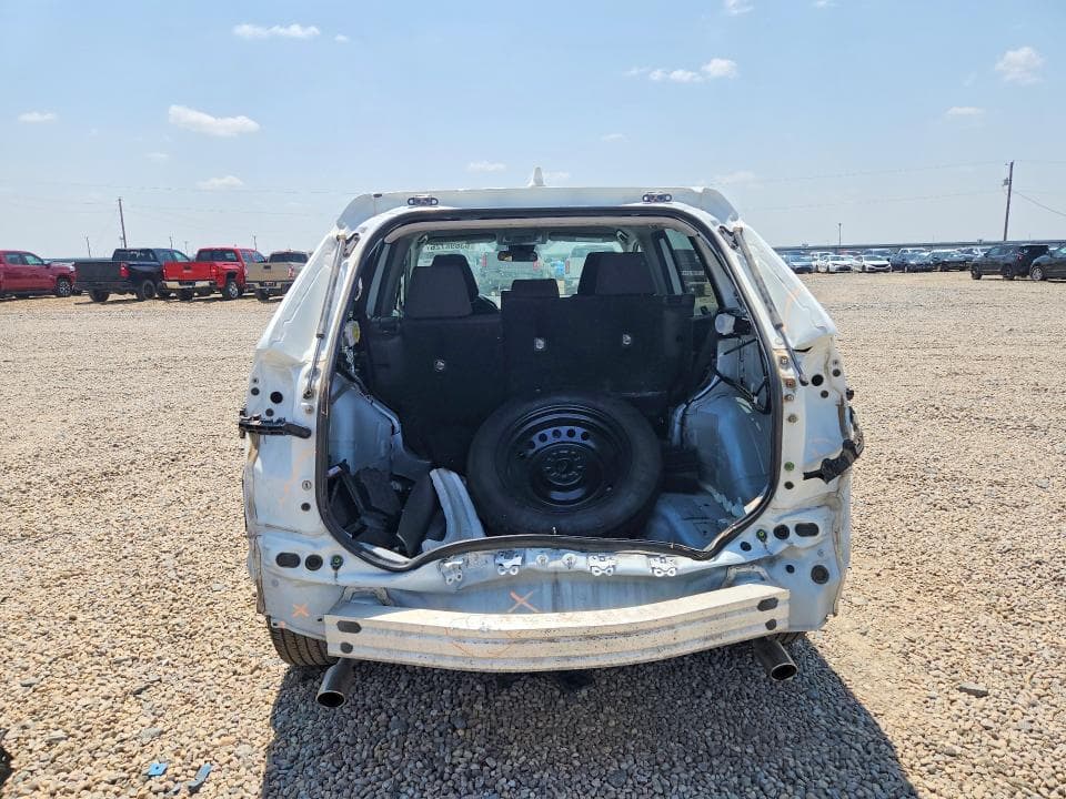 2022 TOYOTA RAV4 LE 6