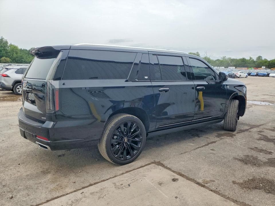 2026 CADILLAC ESCALADE ESV PLATINUM LUXURY 3