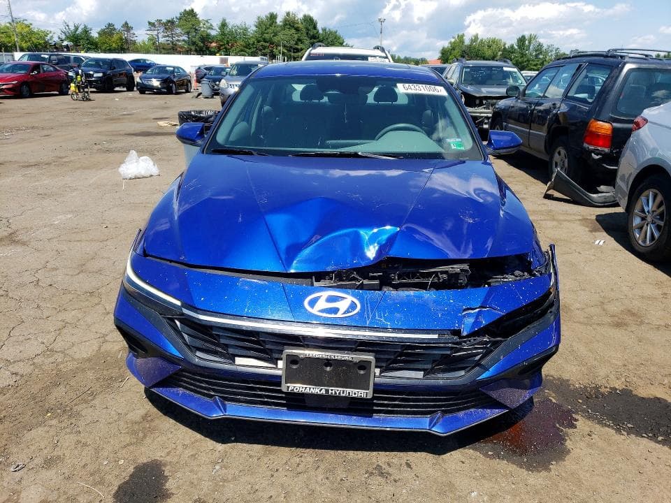 2024 HYUNDAI ELANTRA SEL 5