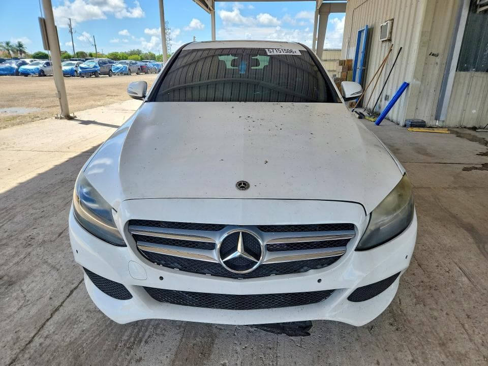 2018 MERCEDES-BENZ C 300 5