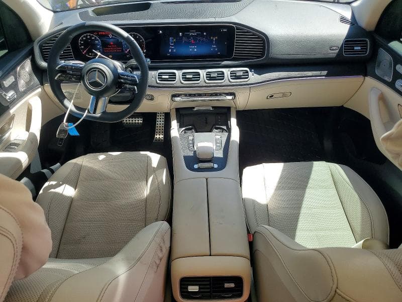 2026 MERCEDES-BENZ GLS 580 4MATIC 8