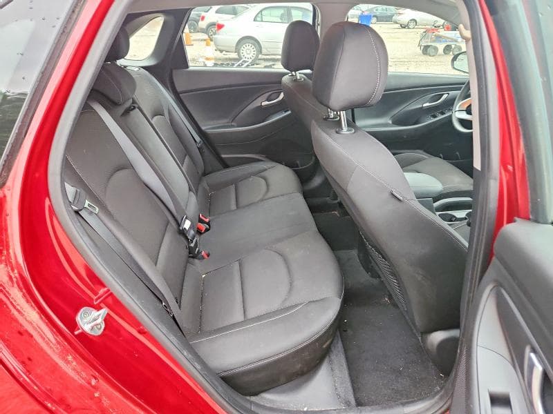 2018 HYUNDAI ELANTRA GT BASE 10