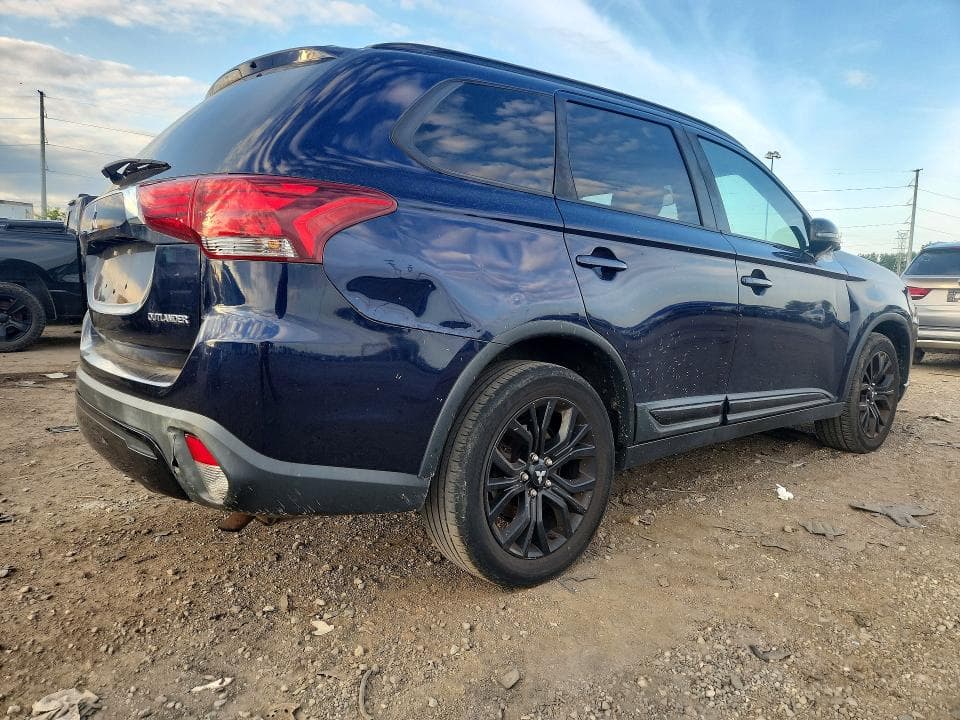 2019 MITSUBISHI OUTLANDER SE 3