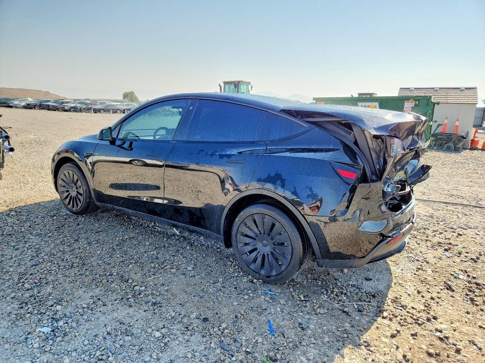 2023 TESLA MODEL Y 2