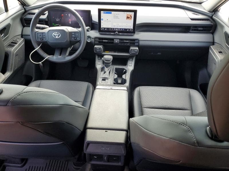 2026 TOYOTA RAV4 XLE PREMIUM 8