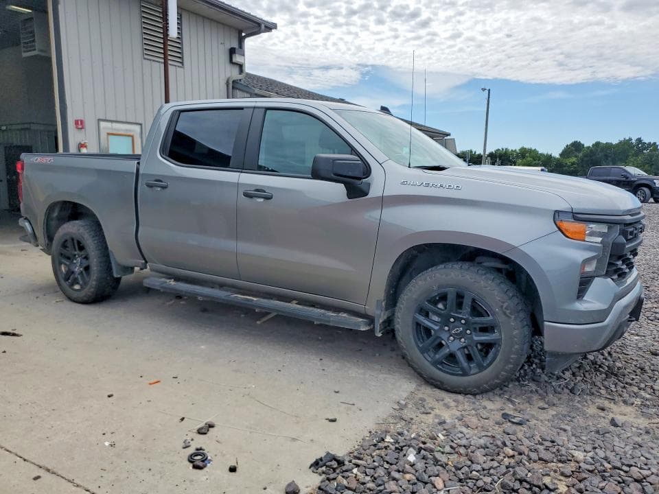 2023 CHEVROLET SILVERADO K1500 CUSTOM 4