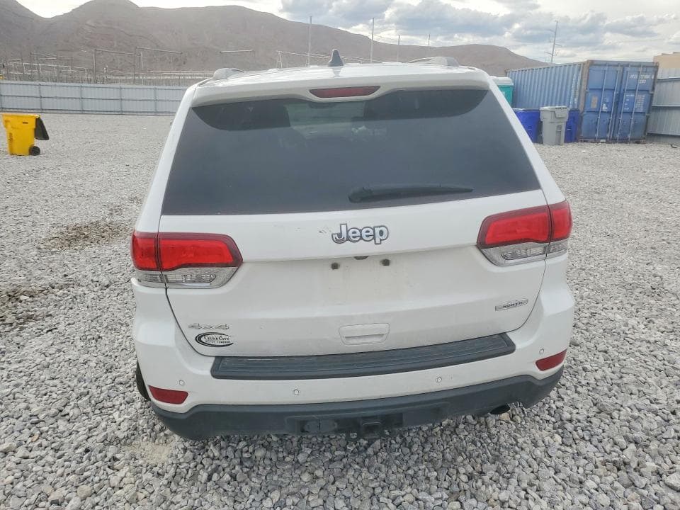 2020 JEEP GRAND CHEROKEE LAREDO 6