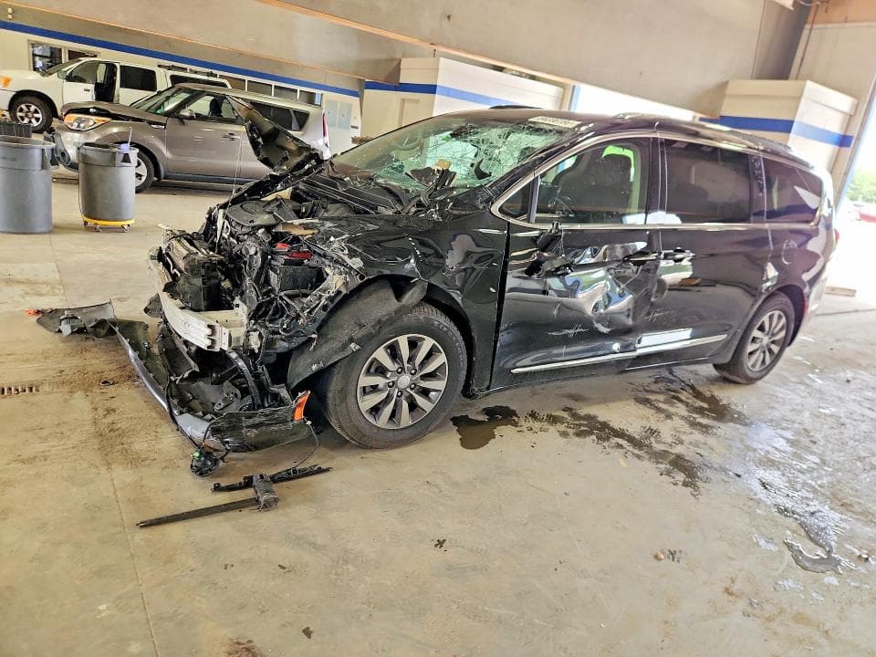 2020 CHRYSLER PACIFICA TOURING L PLUS - 1