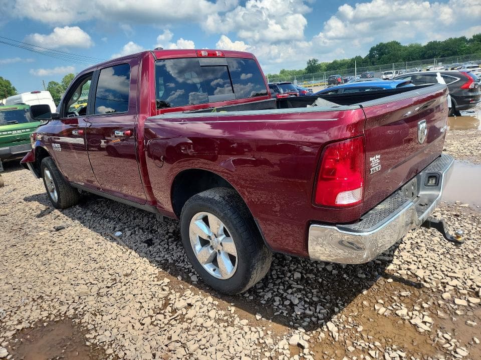2017 RAM 1500 SLT 2