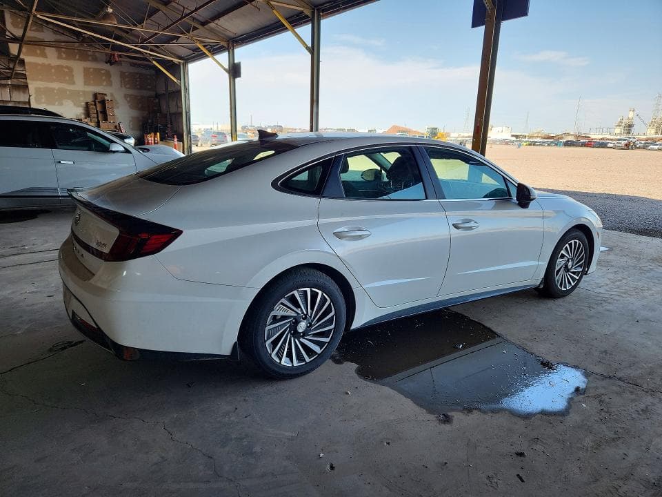 2021 HYUNDAI SONATA HYBRID SEL 3