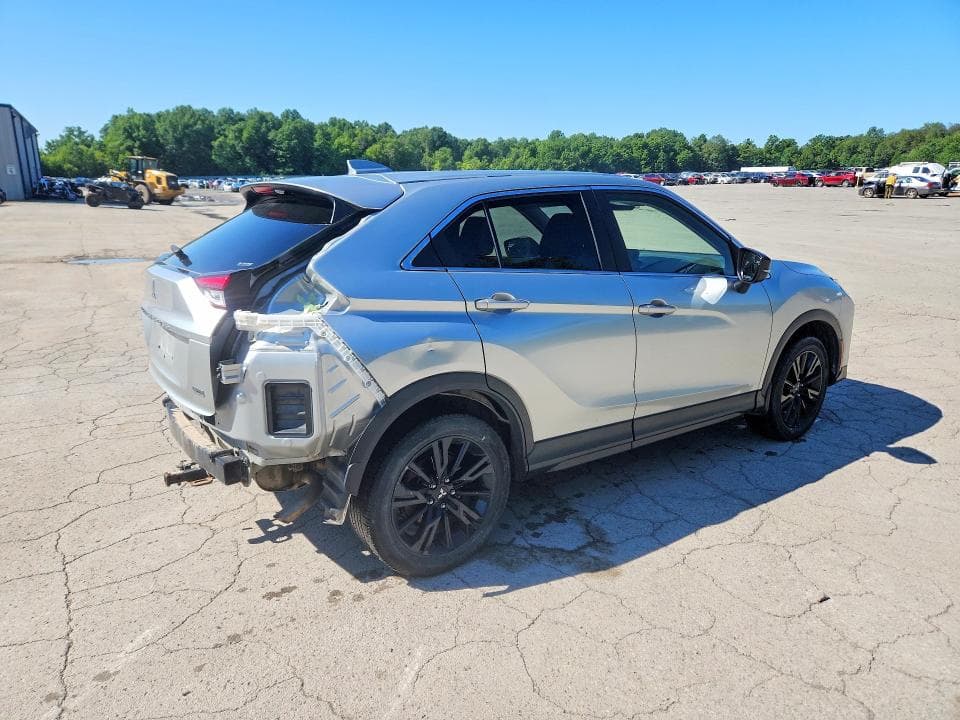 2023 MITSUBISHI ECLIPSE CROSS LE 3