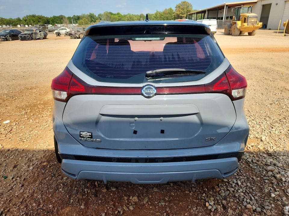 2021 NISSAN KICKS SR 6