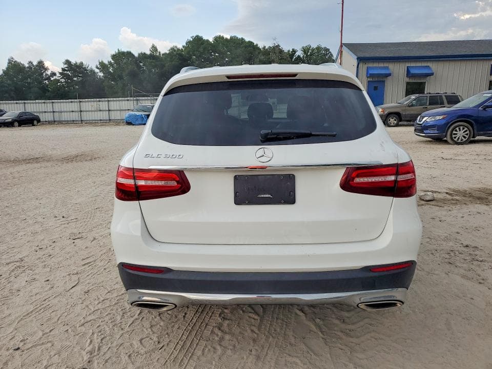 2019 MERCEDES-BENZ GLC 300 6