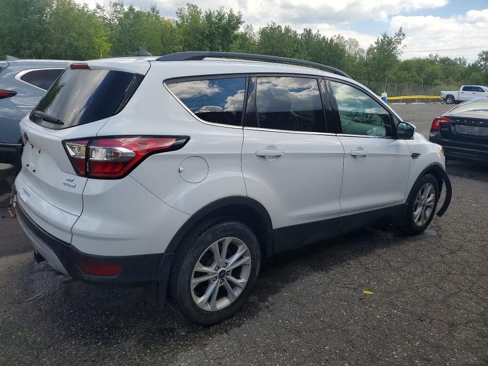 2018 FORD ESCAPE SE 3