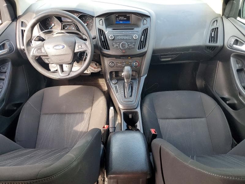 2017 FORD FOCUS SE 8