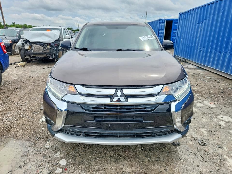 2018 MITSUBISHI OUTLANDER ES 5