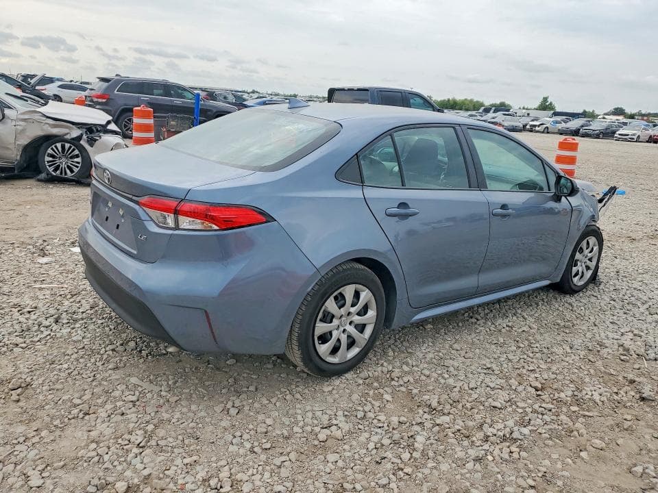 2026 TOYOTA COROLLA LE 3