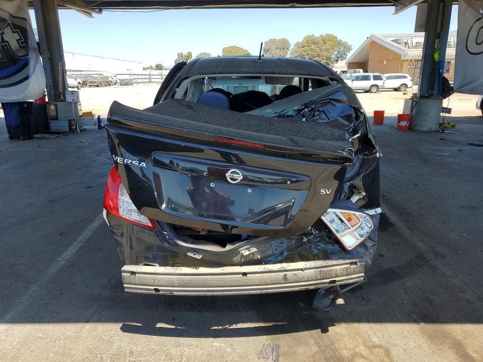 2019 NISSAN VERSA SV 6