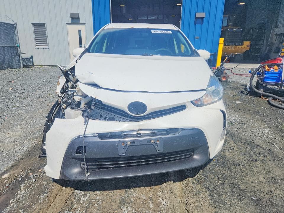 2017 TOYOTA PRIUS V TWO 5