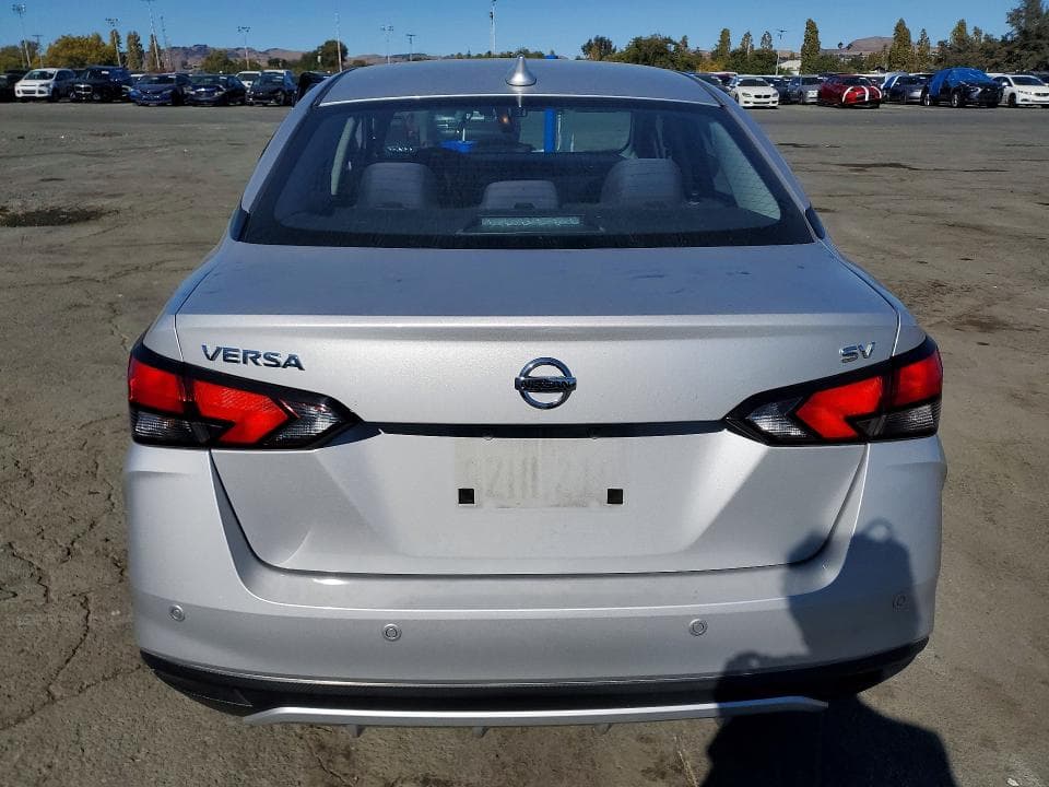 2021 NISSAN VERSA SV 6