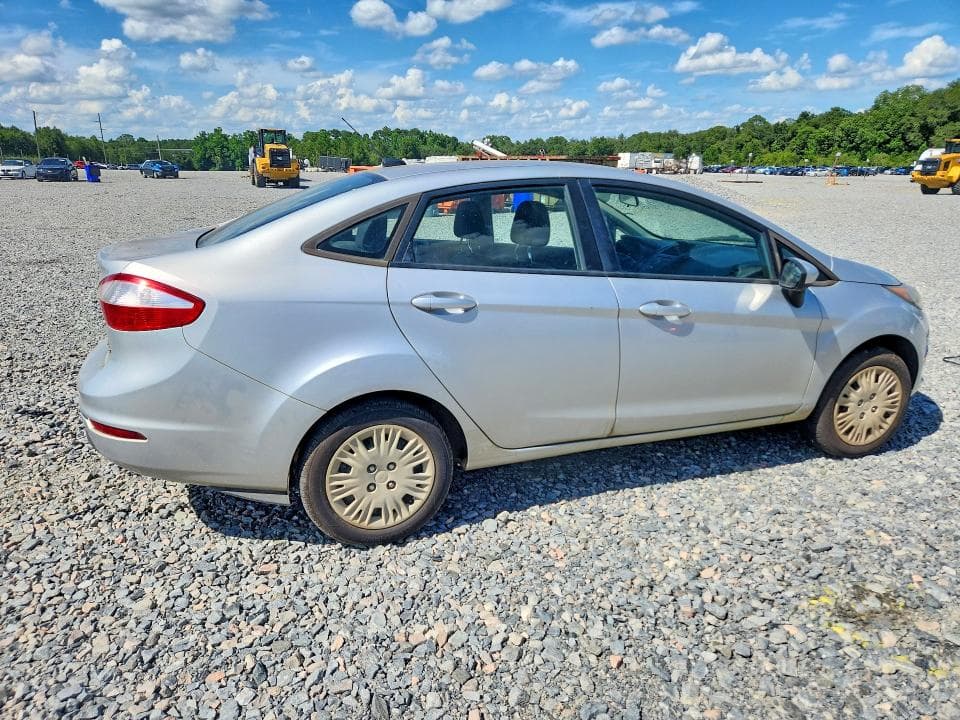 2017 FORD FIESTA S 3