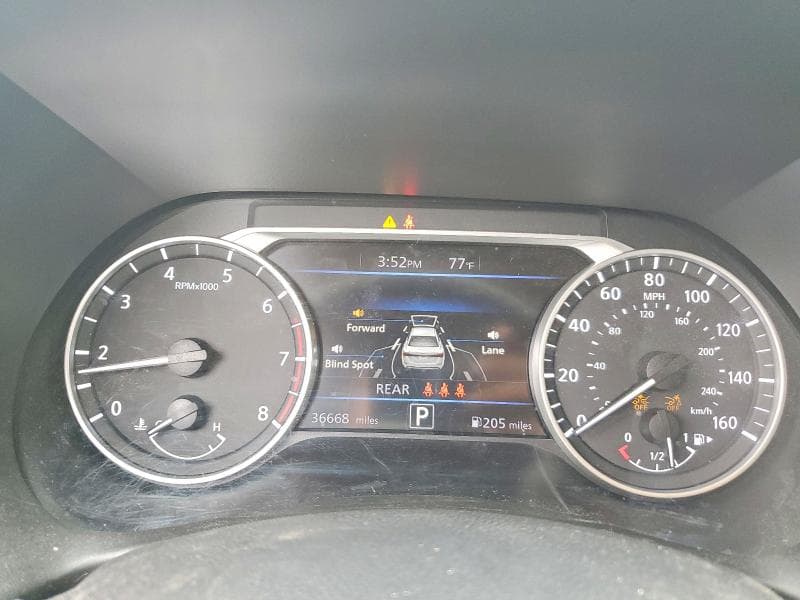 2024 NISSAN SENTRA SR 9