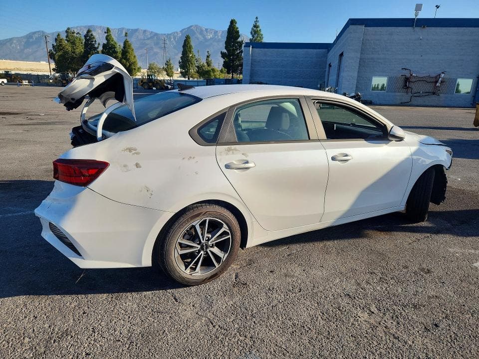 2022 KIA FORTE LXS 3