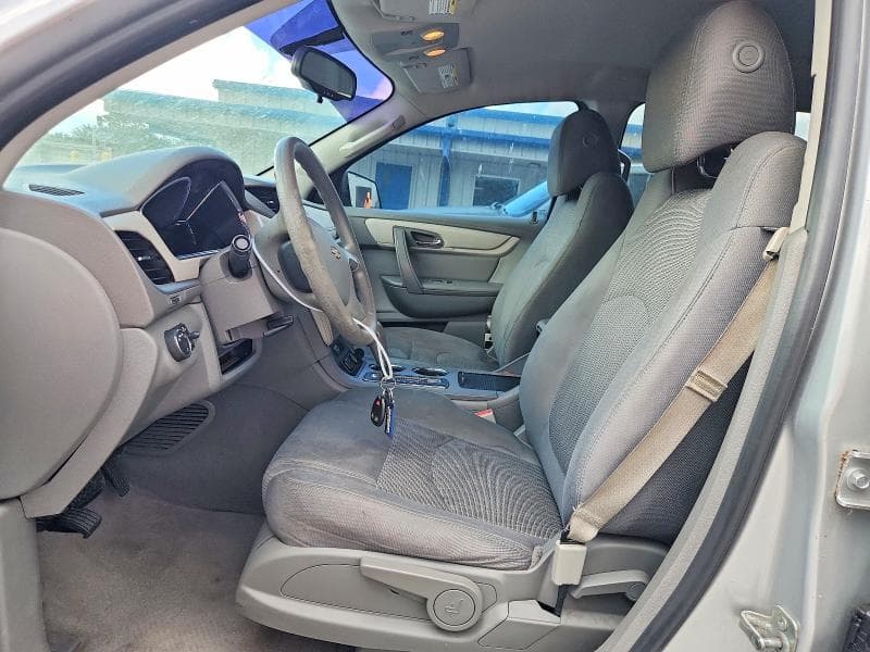 2017 CHEVROLET TRAVERSE LS 7