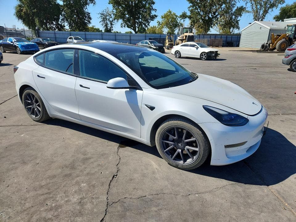 2021 TESLA MODEL 3 4