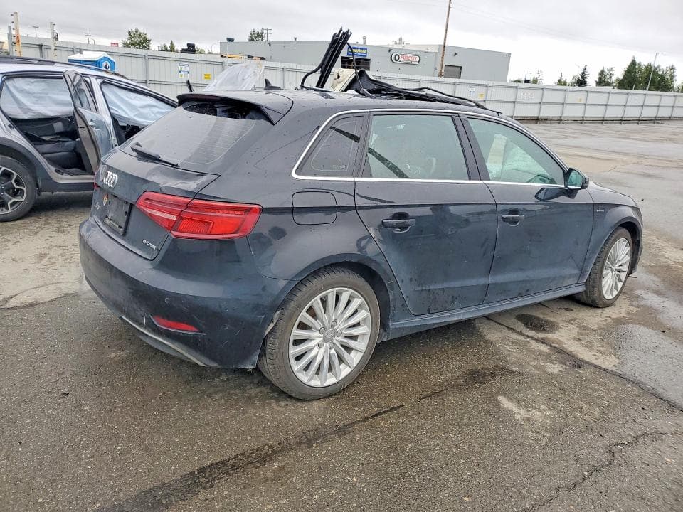 2017 AUDI A3 E-TRON PREMIUM PLUS 3