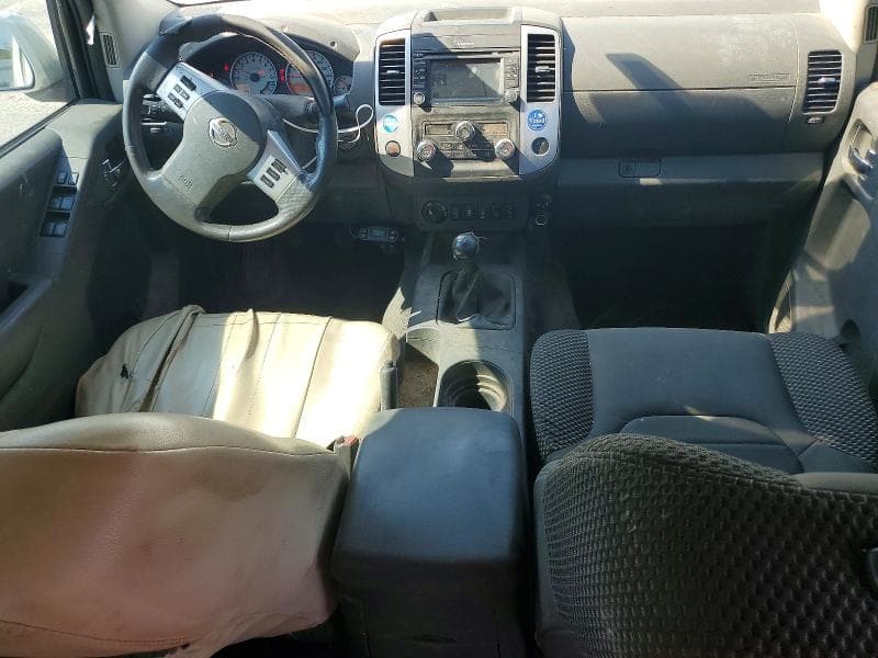 2017 NISSAN FRONTIER PRO-4X 8