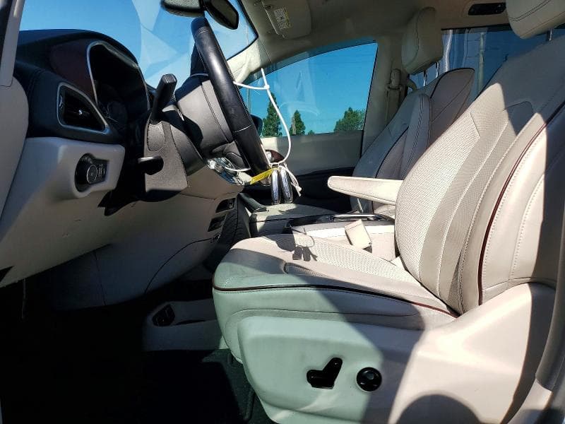 2018 CHRYSLER PACIFICA LIMITED 7